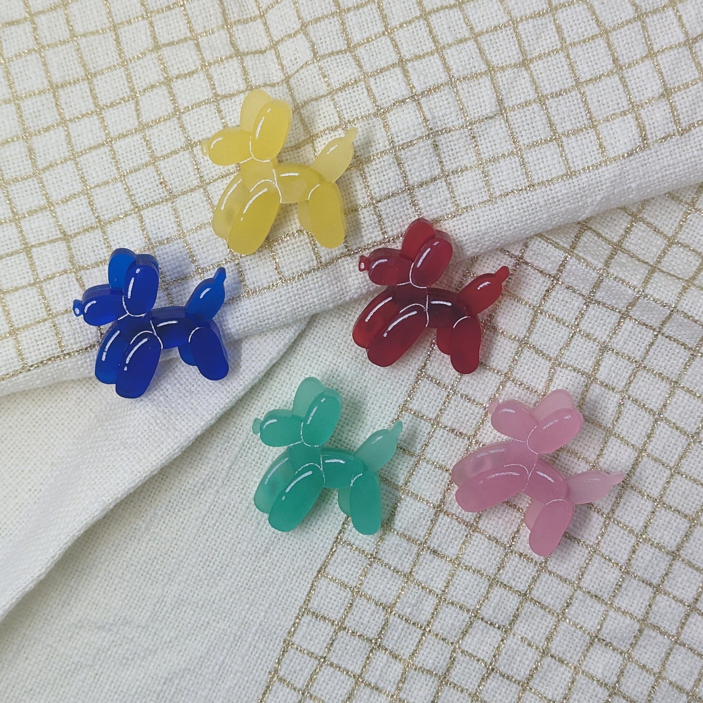 Balloon Dog Mini Brooch